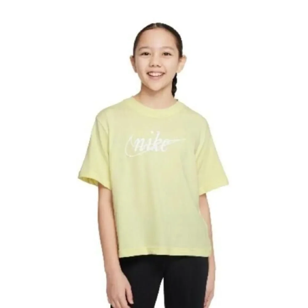 NIKE GIRLS DRI-FIT CHECK LOGO TRAINING T-SHIRT M (10/12)US [COPY]